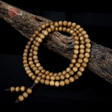 Vòng Trầm Tự Nhiên