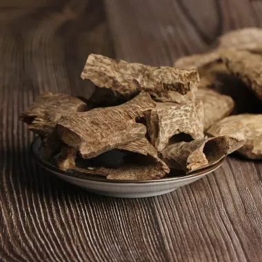 Nguyên Liệu Trầm